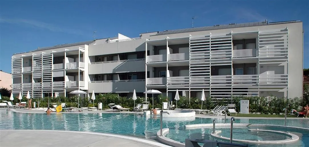 Magica Immobiliare - Laguna Park 2/10/5 Lido di Jesolo 0*,  Italia